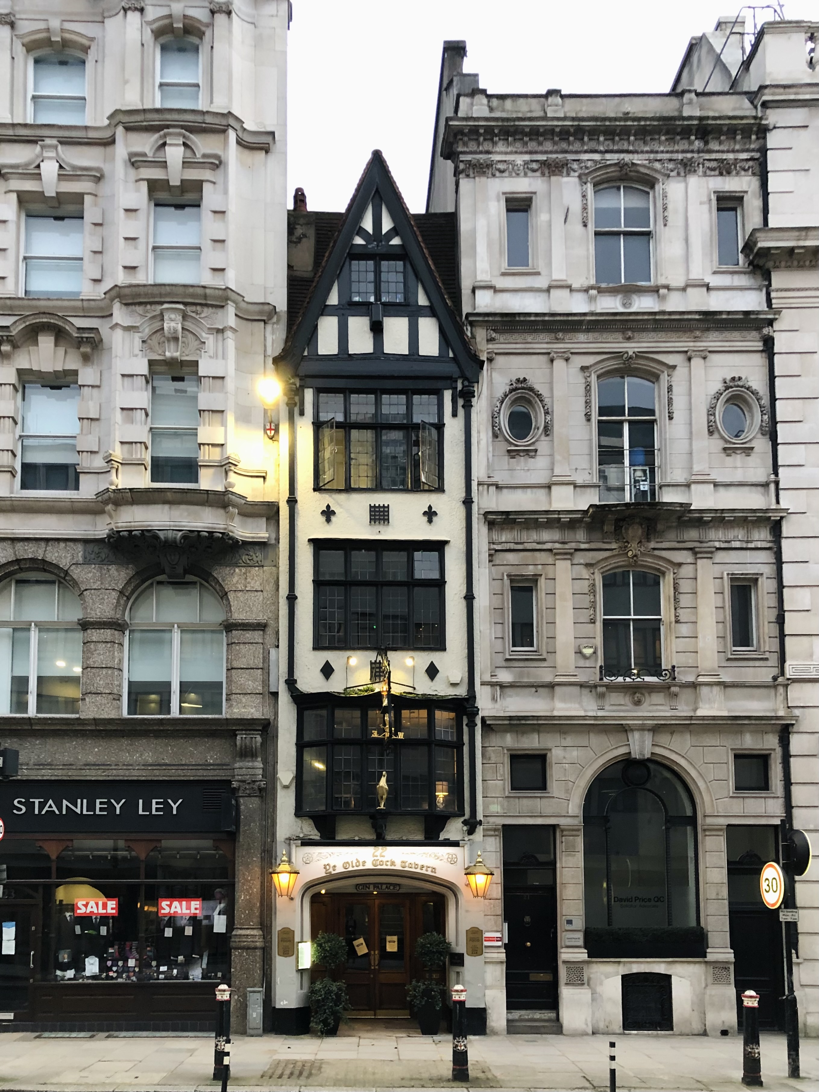 Fleet Street: oldest streets in London