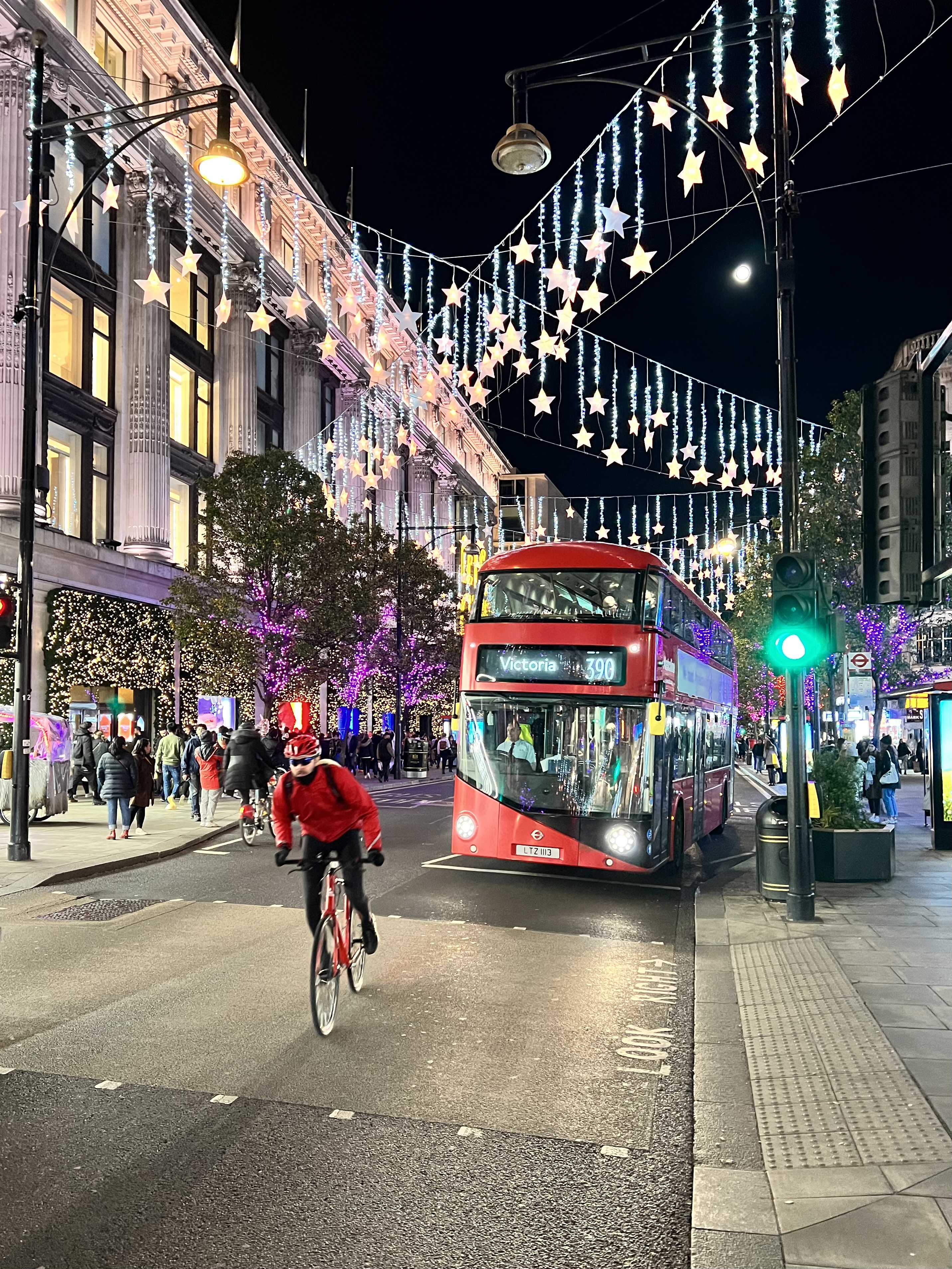 Christmas lights in London: holiday lights in Oxford Street